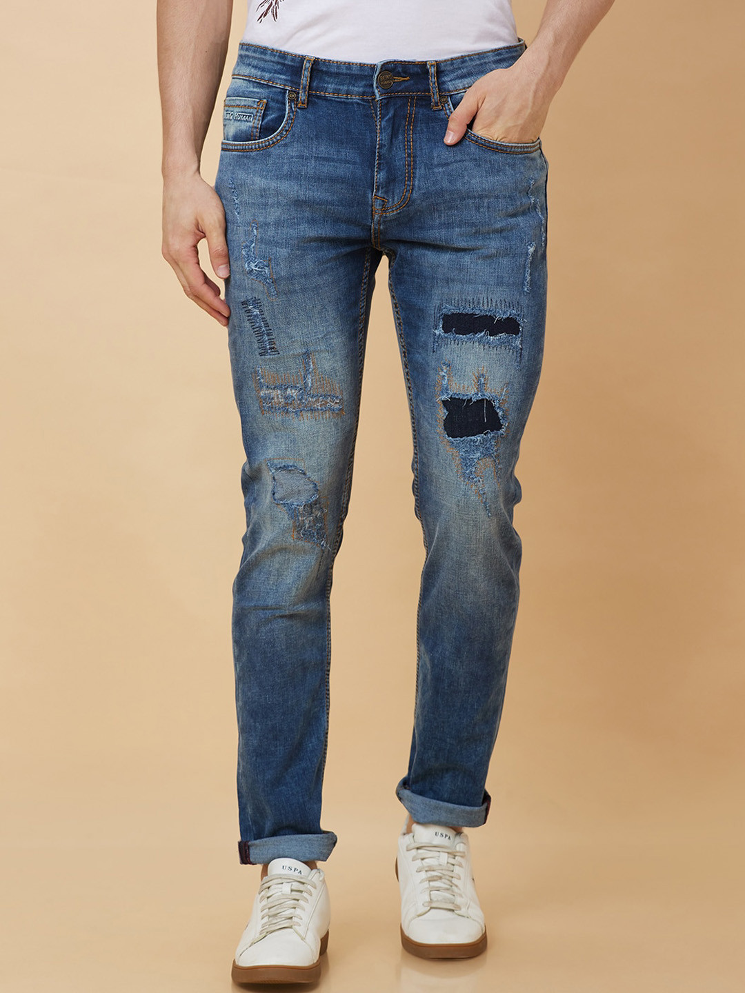 

Being Human Men Mid Rise Slim Fit Mildly Distressed Heavy Fade Stretchable Jeans, Blue