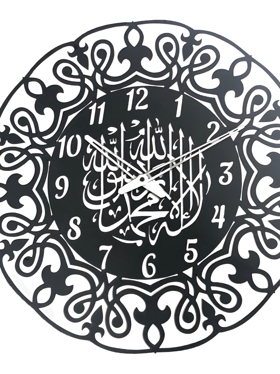 

Craft Smith Black & White Embellished Round Traditional Wall Clock