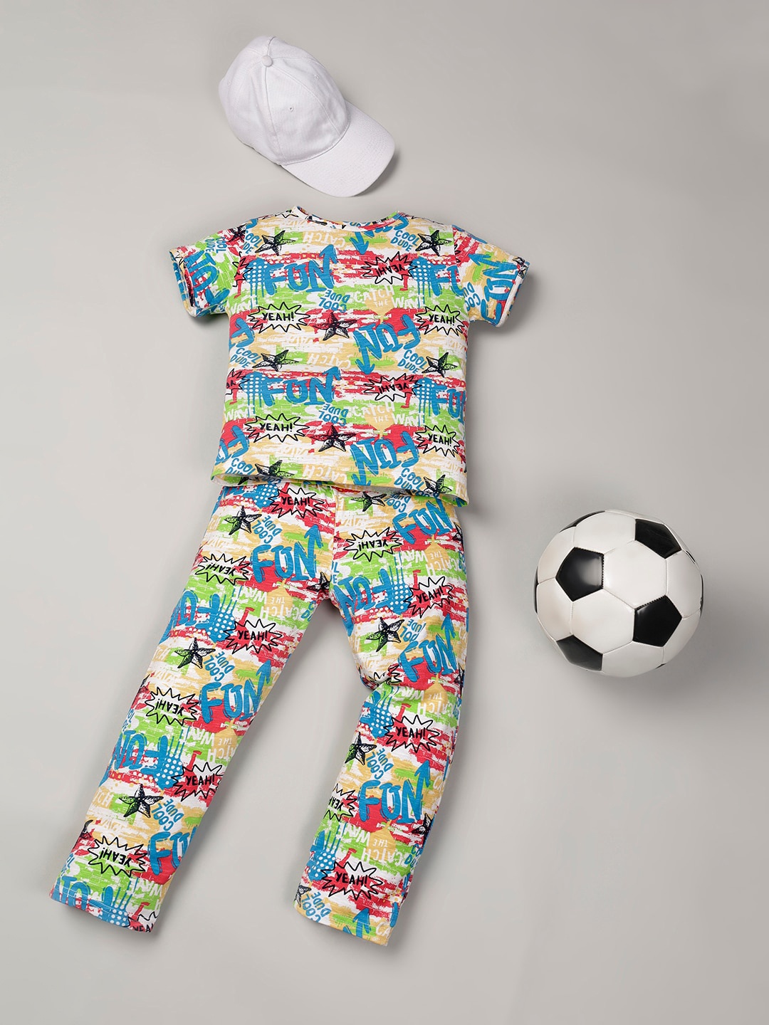 

RAINE AND JAINE Boys Typography Printed Pure Cotton Night suit, White