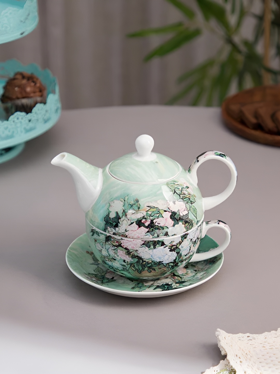 

THEDECORKART Green 3 Pcs Printed Kettle & Cup With Saucer