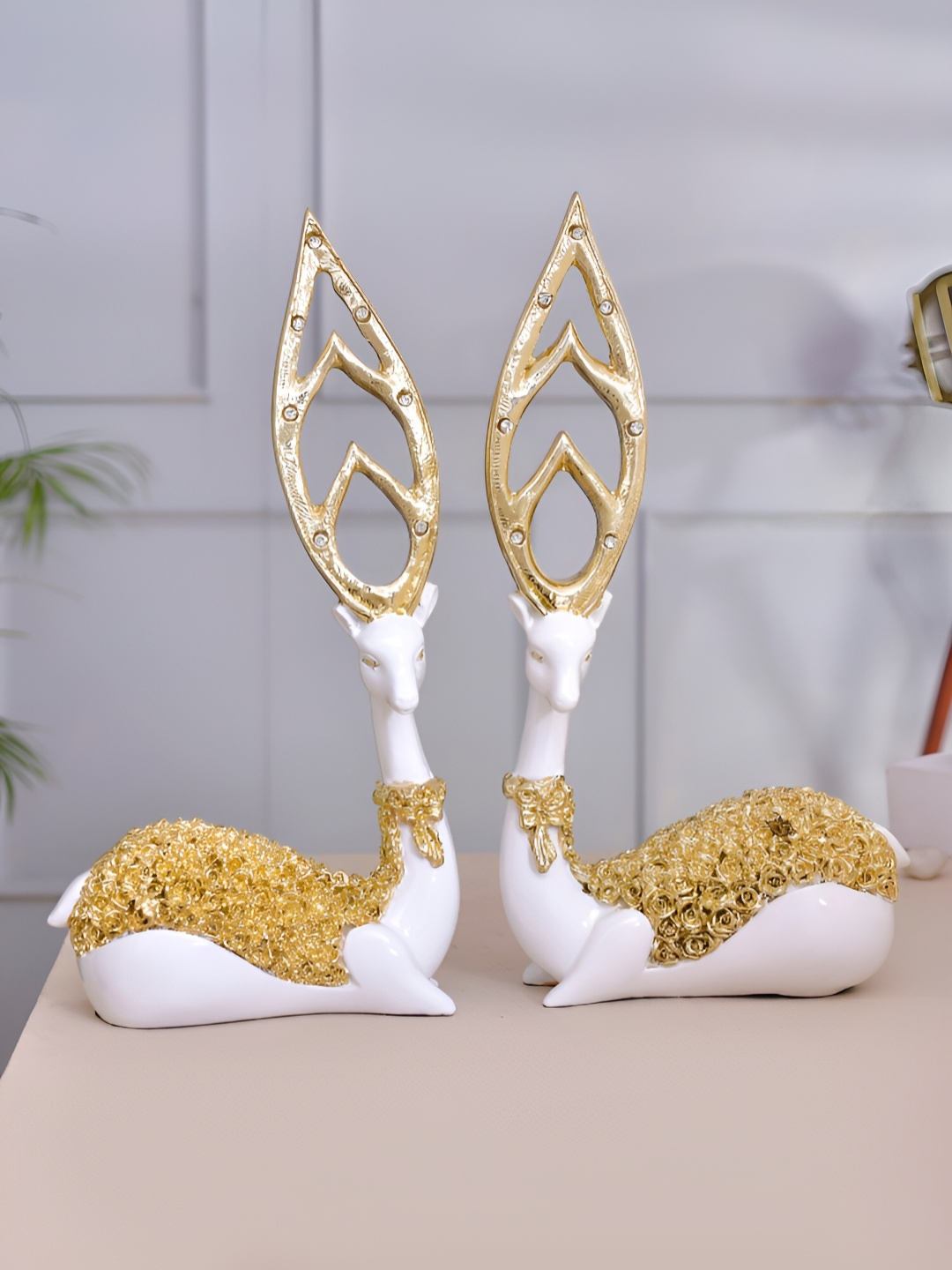 

CraftVatika White & Gold Toned 2 Pieces Deer Hiran Pair Statue Showpiece