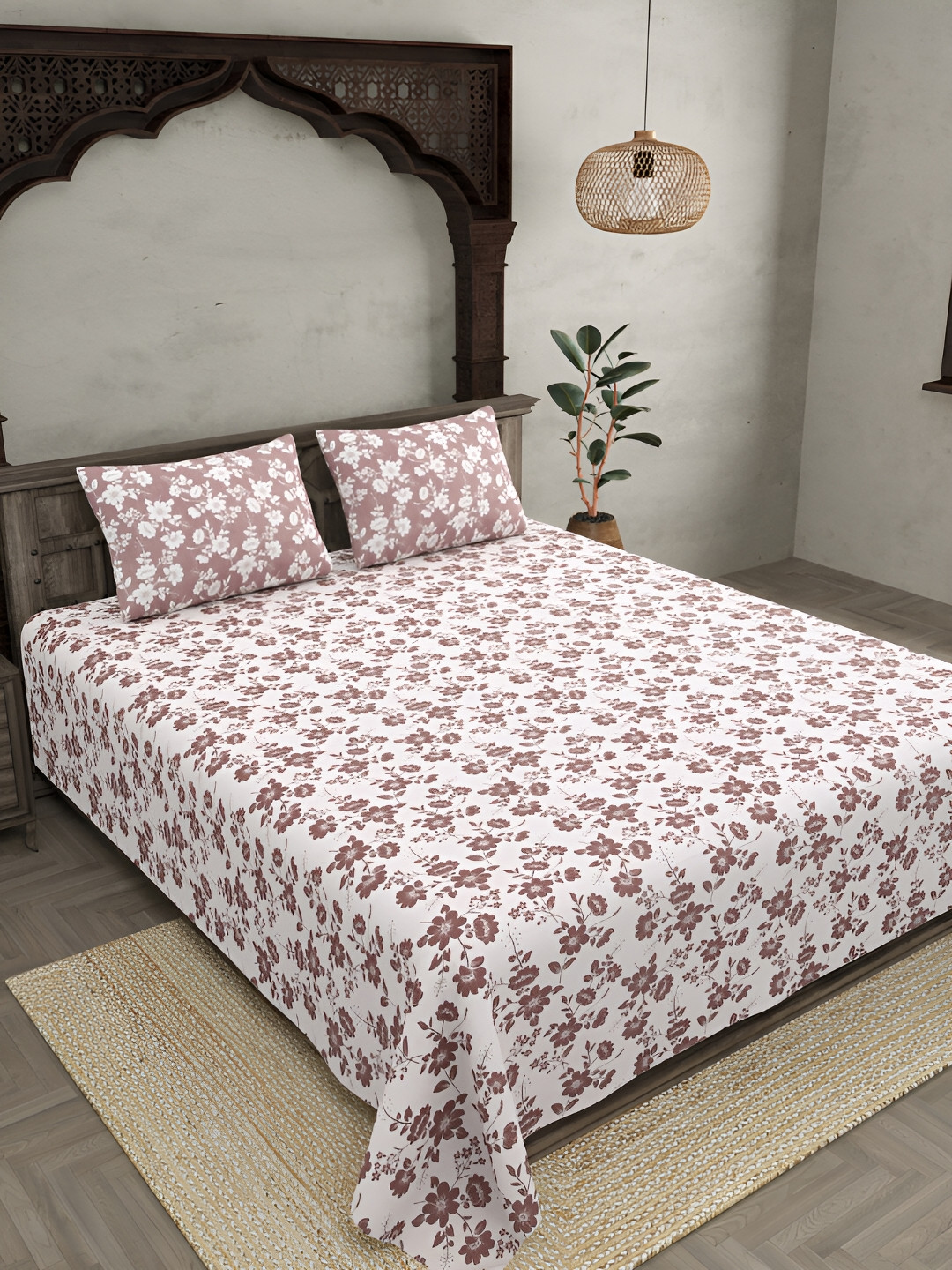 

JAIPUR FABRIC White & Brown Floral Cotton 300 TC King Bedsheet with 2 Pillow Covers