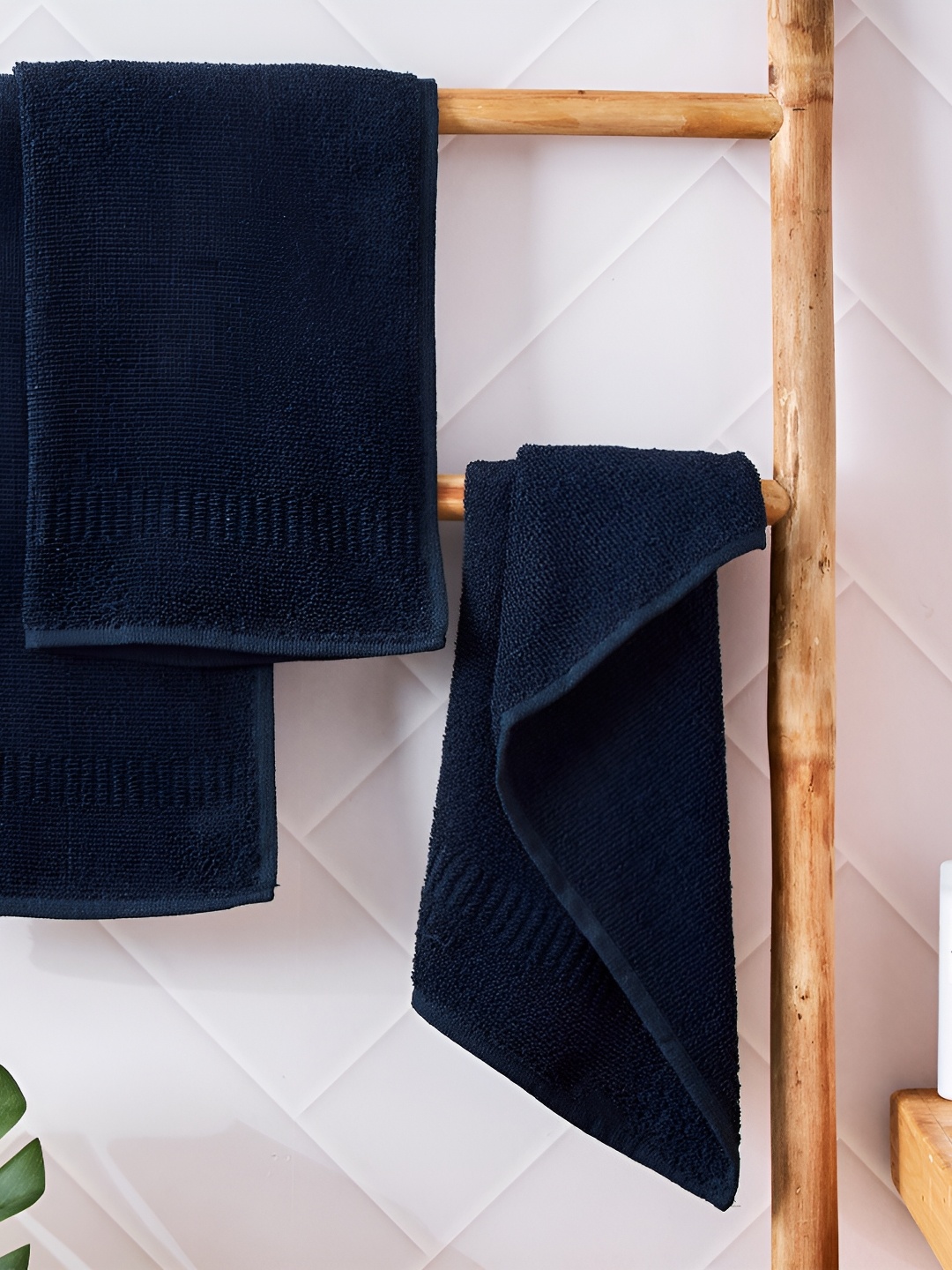 

Home Centre Emery Bursa 3 Pieces Green Cotton Skin-Friendly 350GSM Hand Towels, Blue