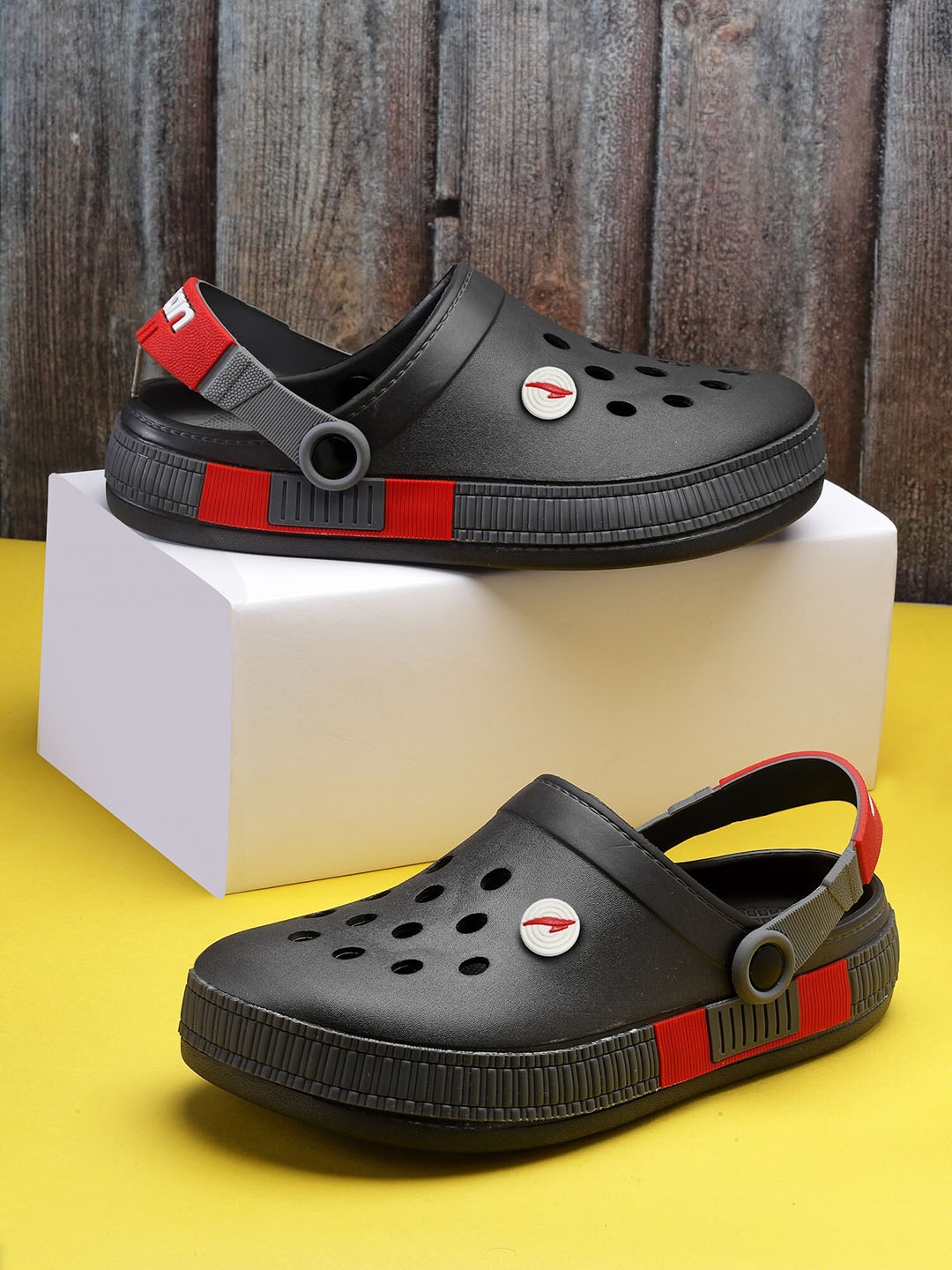 

ASIAN Men Self Design Clogs, Black