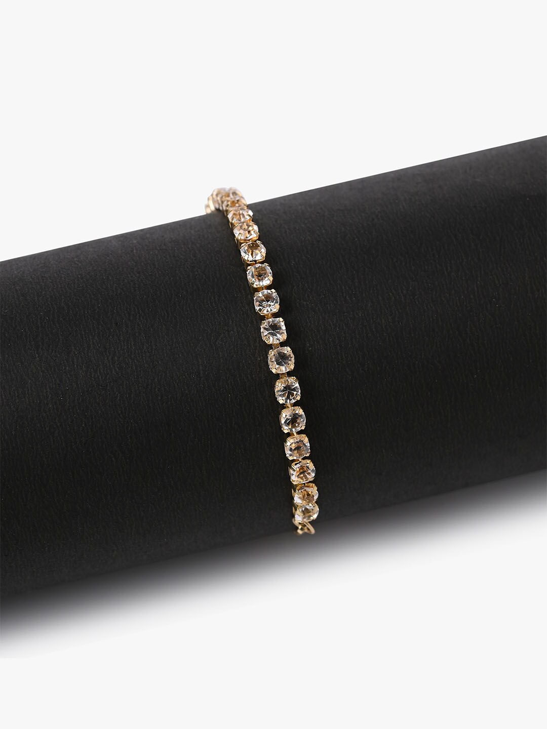 

Kazo Gold Plated Artificial Stones Link Bracelet