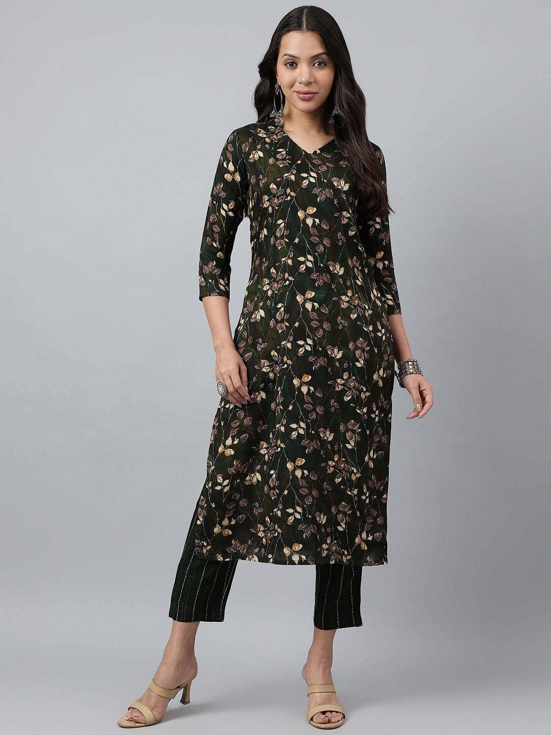 

KALINI Floral Printed Straight Kurta with Trousers, Green