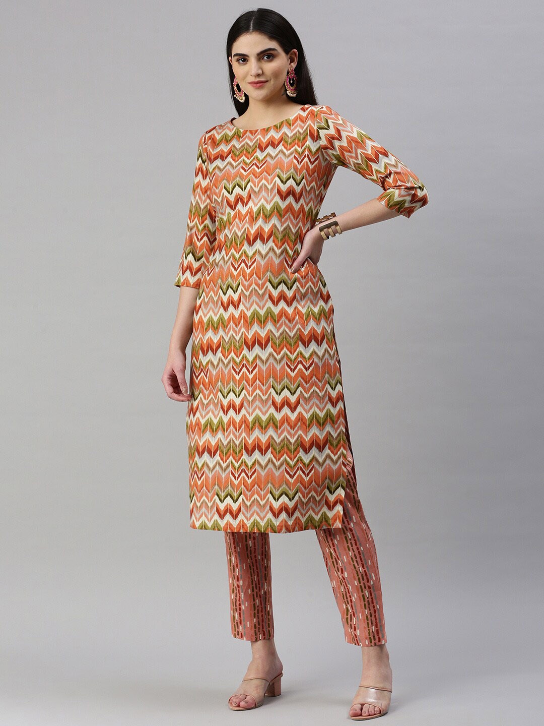 

KALINI Chevron Printed Straight Kurta with Trousers, Rust