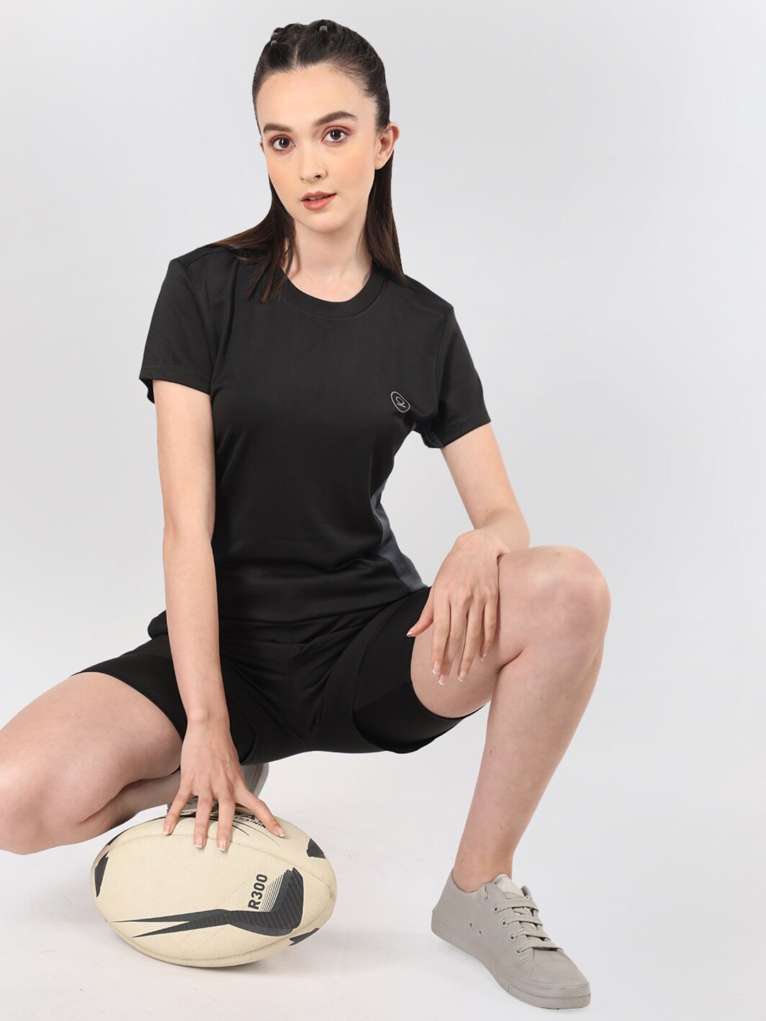 

CHKOKKO Round Neck Dry Fit Training or Gym Sports T-shirt, Black
