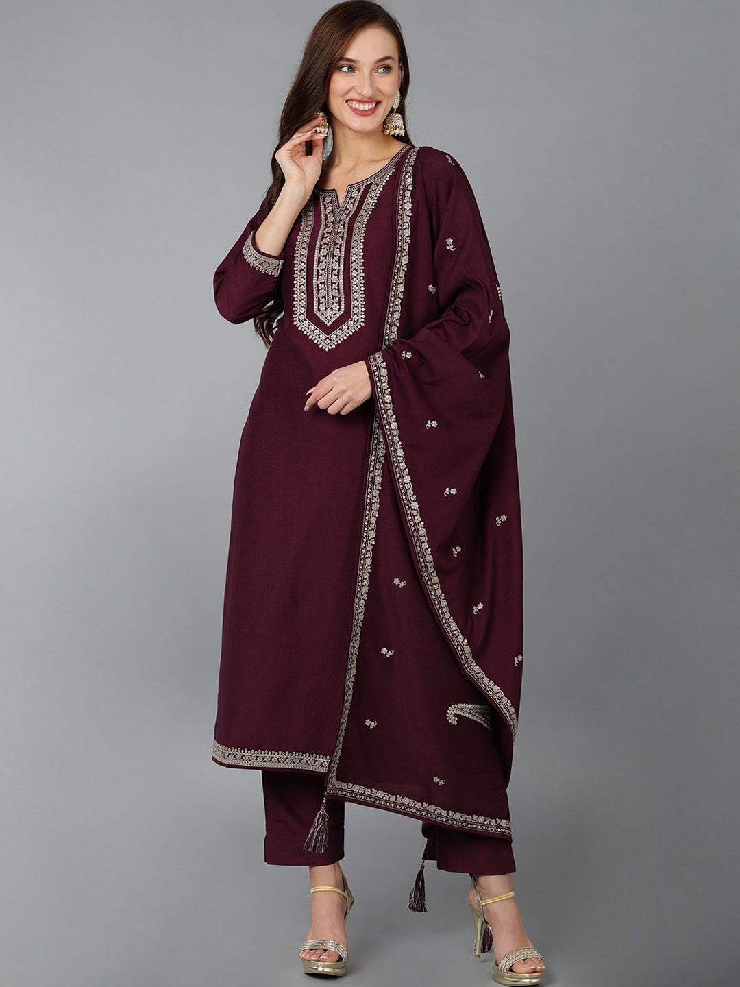 

AHIKA Ethnic Motifs Embroidered Regular Sequinned Kurta with Trousers & With Dupatta, Burgundy