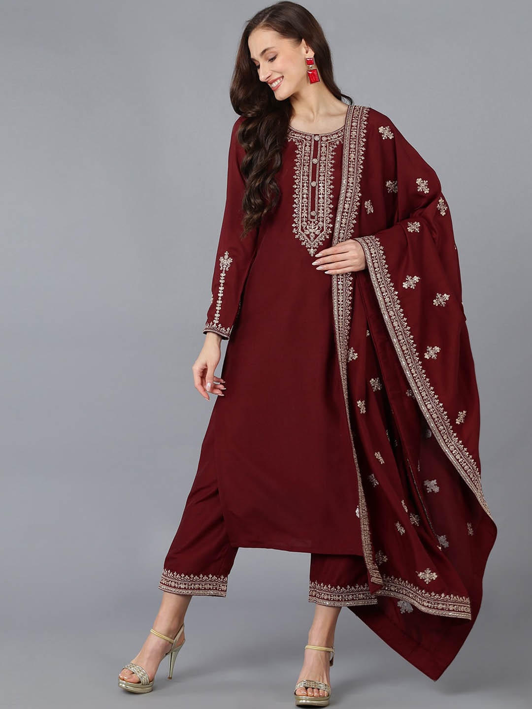 

AHIKA Ethnic Motifs Yoke Design Regular Thread Work Kurta with Trousers & Dupatta, Maroon