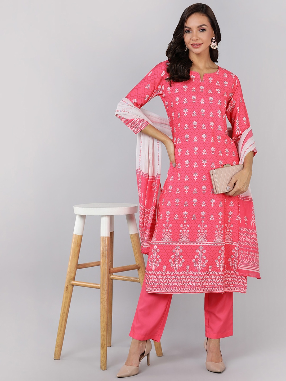 

AHIKA Floral Printed Regular Kurta with Trousers & Dupatta, Pink