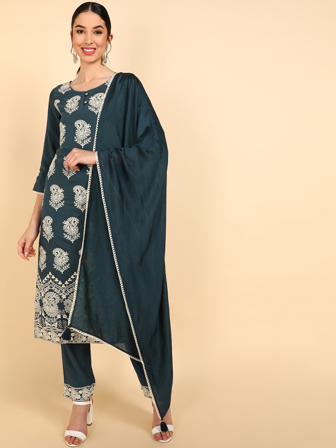 

AHIKA Ethnic Motifs Embroidered Straight Kurta with Trousers & Dupatta, Charcoal