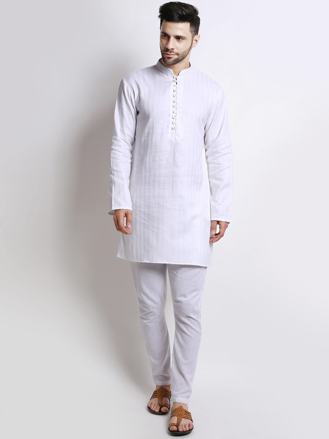 

Streaks & Crosses Mandarin Collar Thread Work Cotton Kurta, White