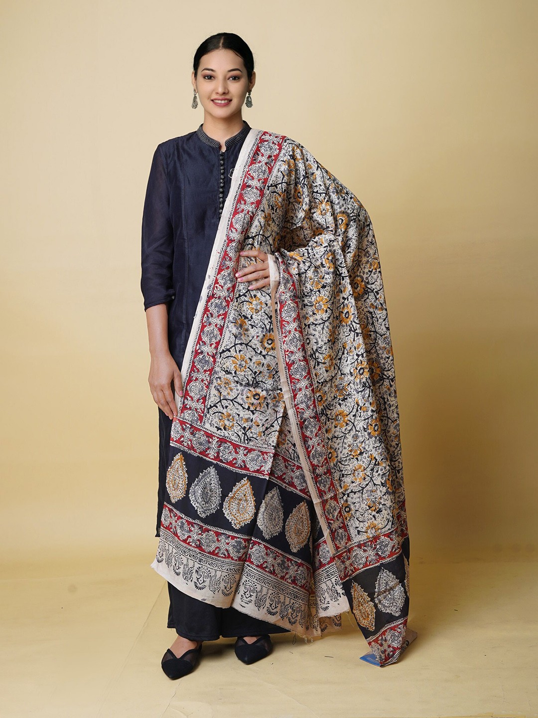 

Unnati Silks Ethnic Motifs Printed Pure Silk Kalamkari Dupatta, Beige