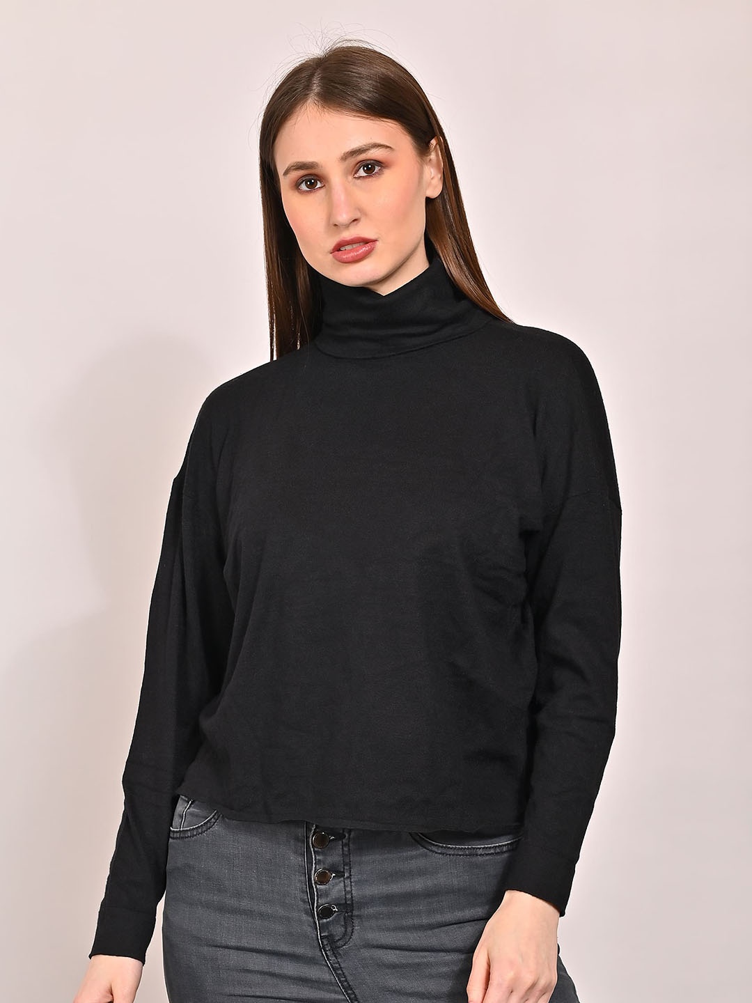 

NoBarr Turtle Neck Pullover Sweater, Black