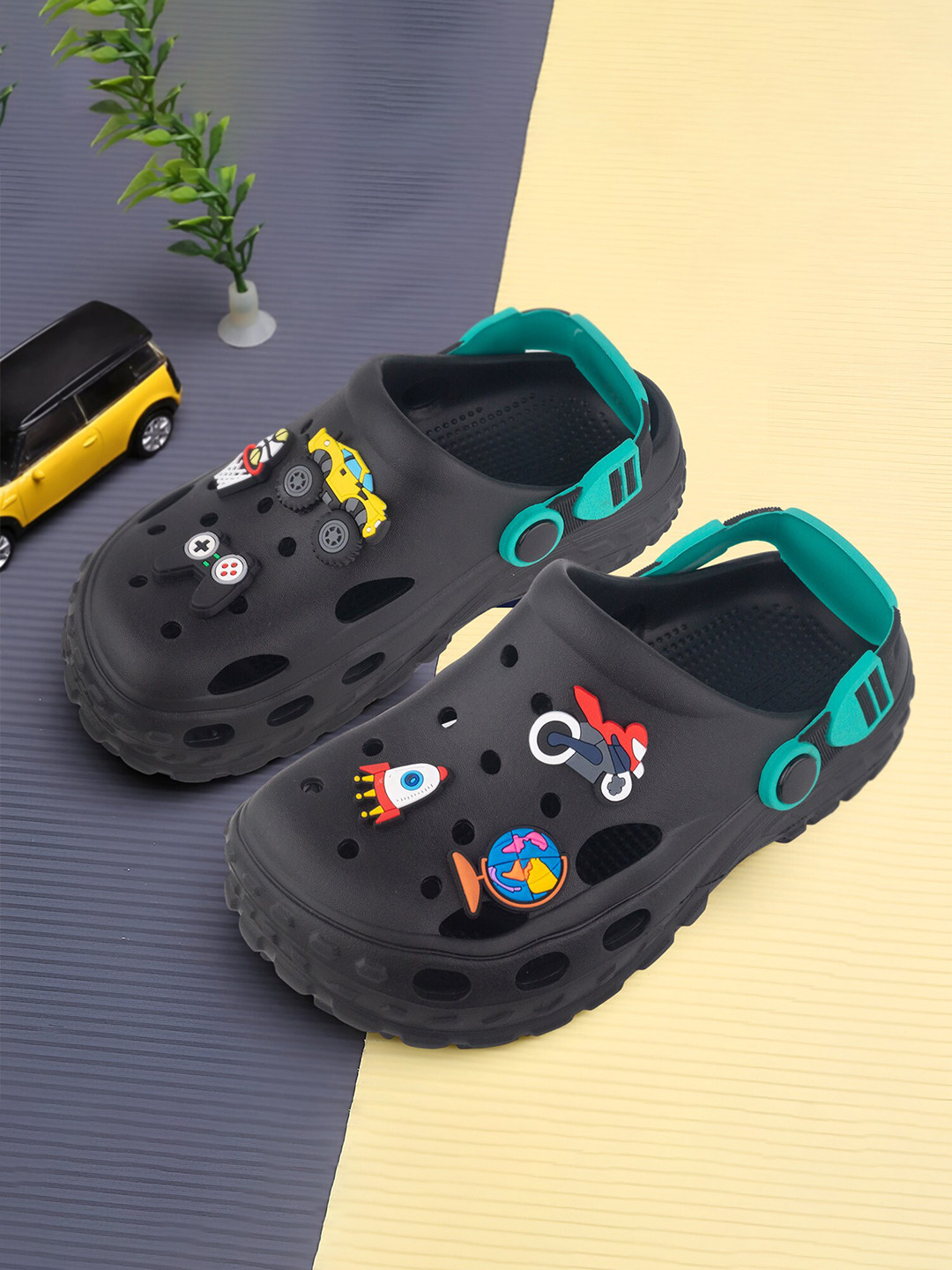 

Red Tape Kids Self Design Clogs, Black