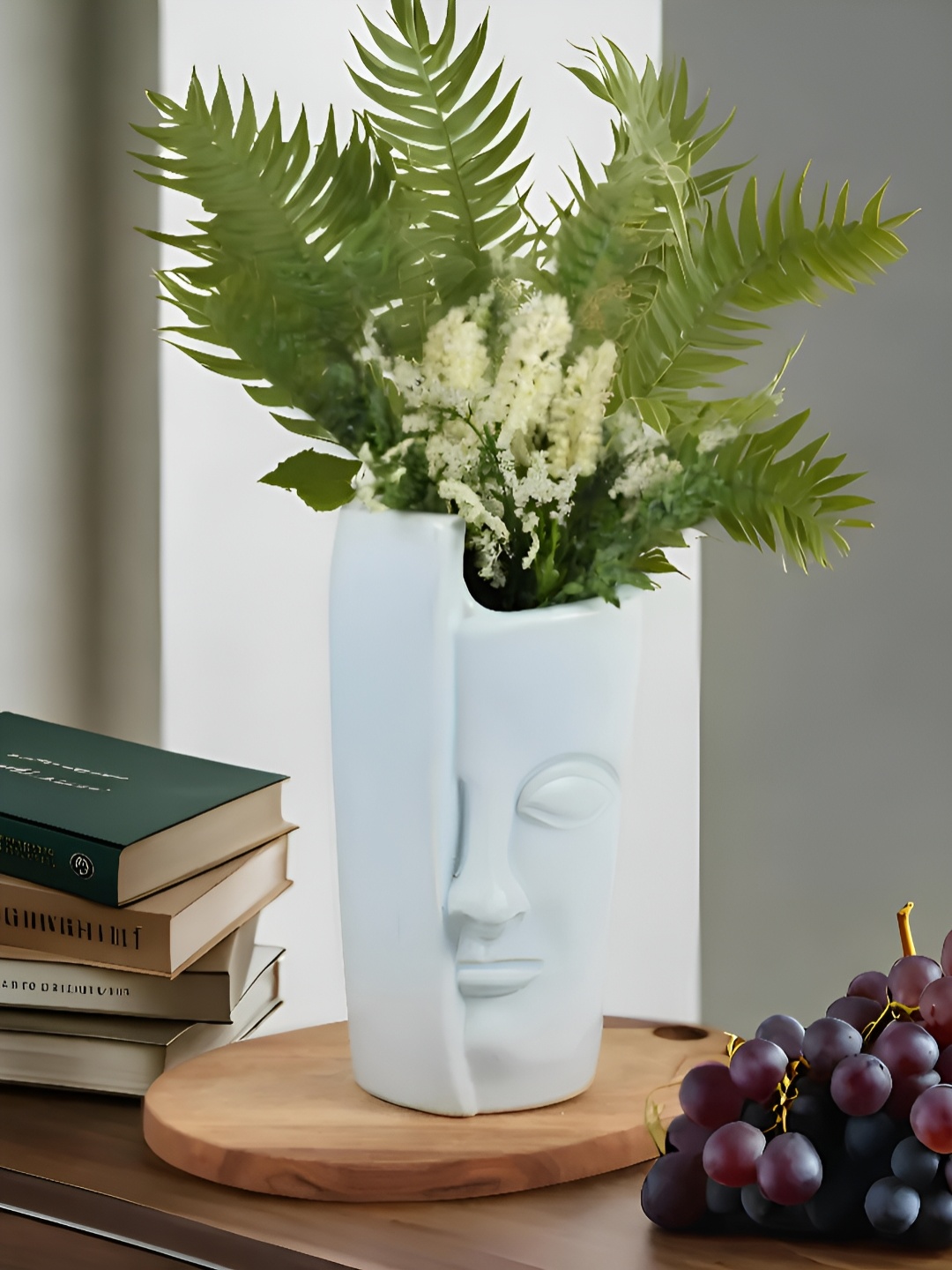

Kaolinite Off White Face Design Ceramic Vase