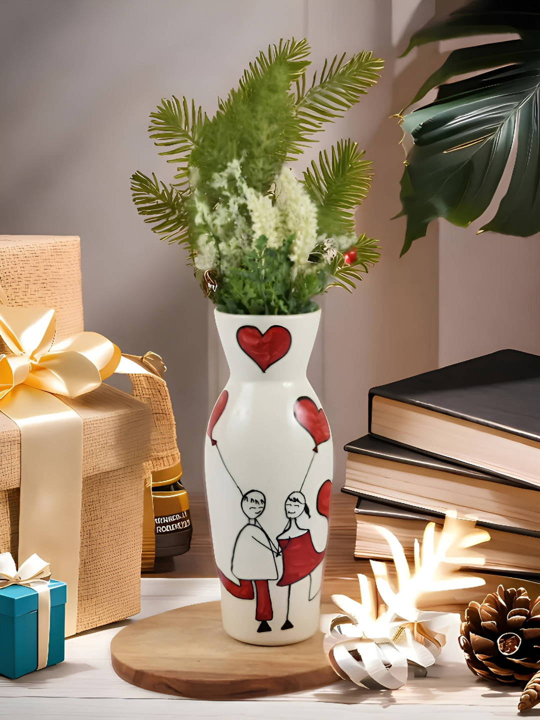 

Kaolinite Red & White Heart Printed Ceramic Flower Vase