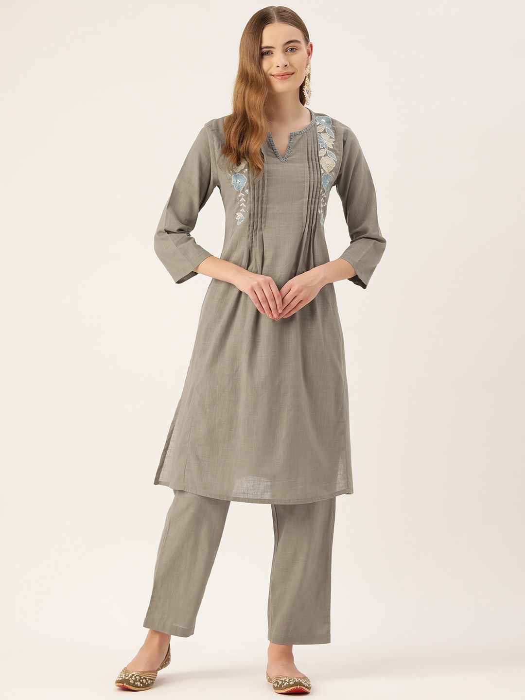 

MISRI Women Floral Embroidered Thread Work Pure Cotton Kurta with Trousers, Olive