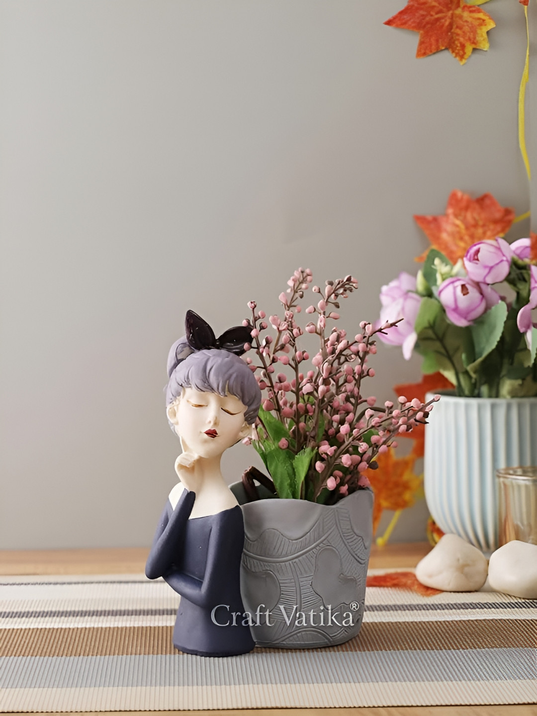 

CraftVatika Grey Medium Figurine Showpiece