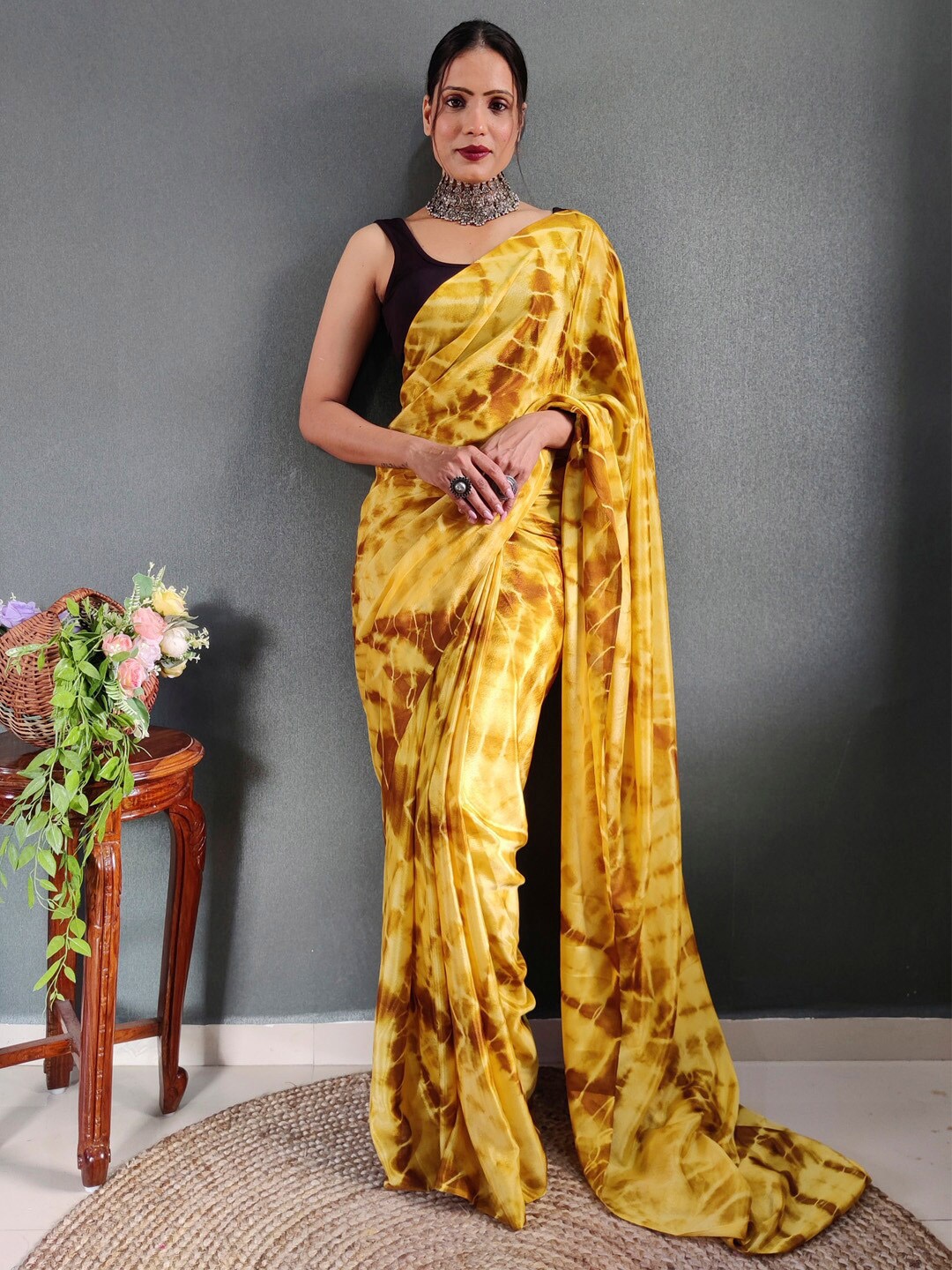 

KALINI Yellow Chiffon Ethnic Printed Ready to Wear Saree