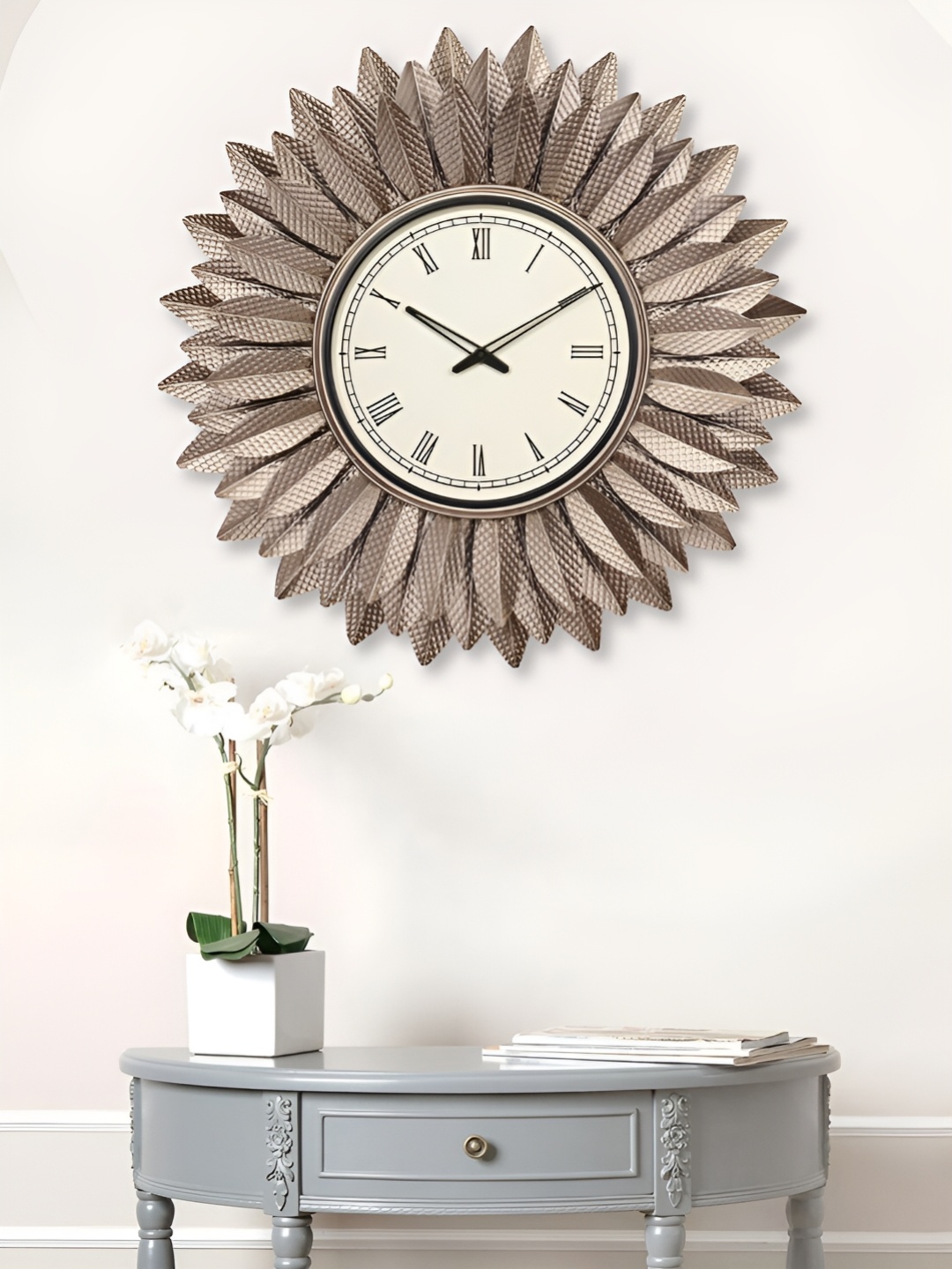 

Craft Smith Gold-Toned & White Metal Traditional Round Wall Clock