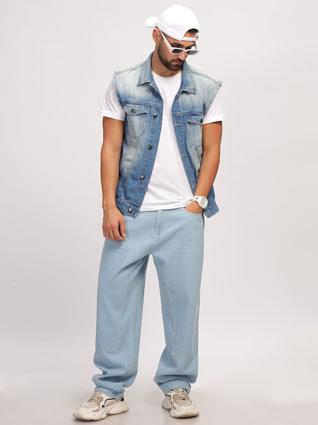 

HERE&NOW Men Mid-Rise Pure Cotton Baggy Loose Relaxed Fit Jeans, Blue