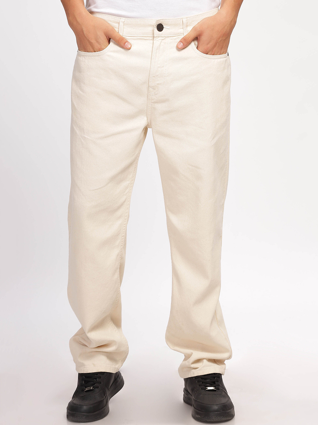 

HERE&NOW Men Beige Comfort Relaxed Fit Clean Look Pure Cotton Jeans