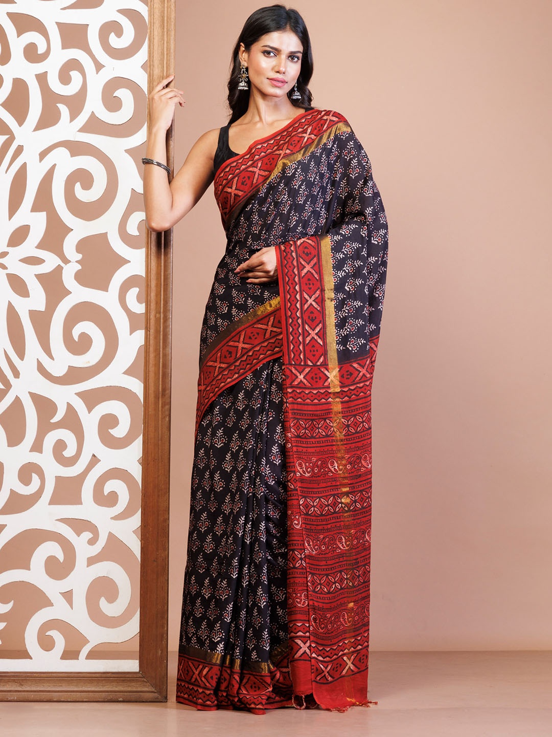 

Unnati Silks Ajrak Block Zari Printed Murshidabad silk Saree, Black