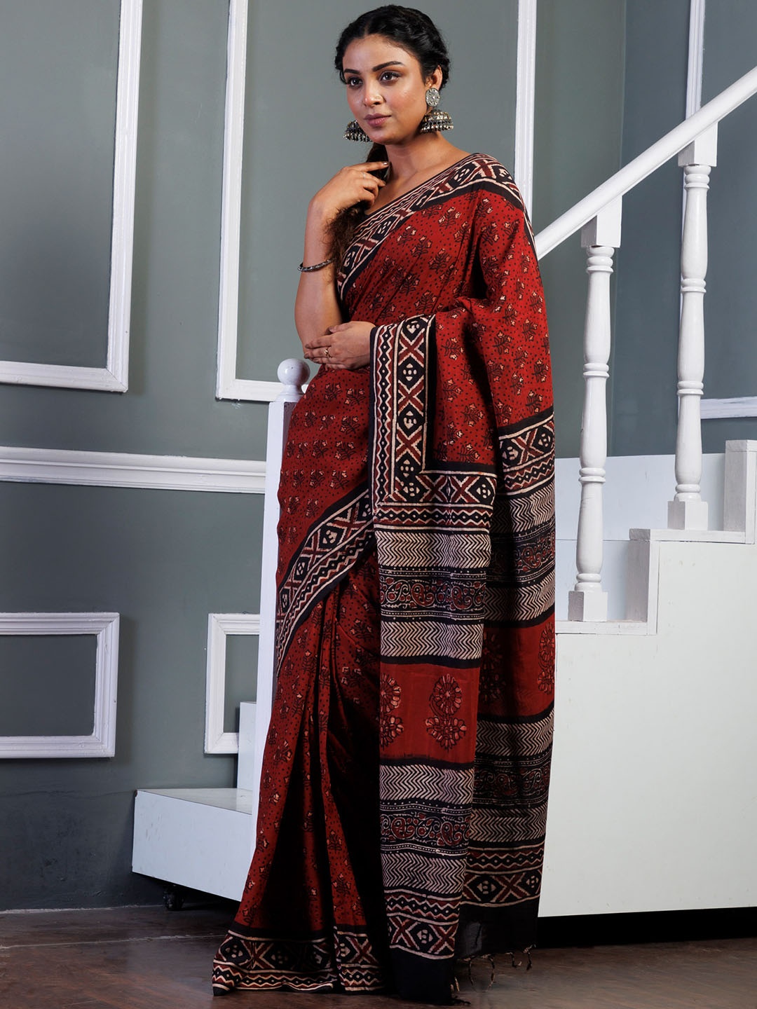 

Unnati Silks Ajrak Block Printed Zari Murshidabad Silk Saree, Red