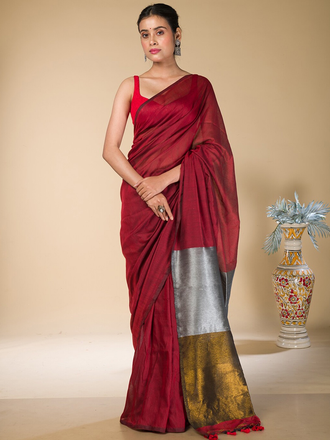 

HERE&NOW Khadi Saree, Red