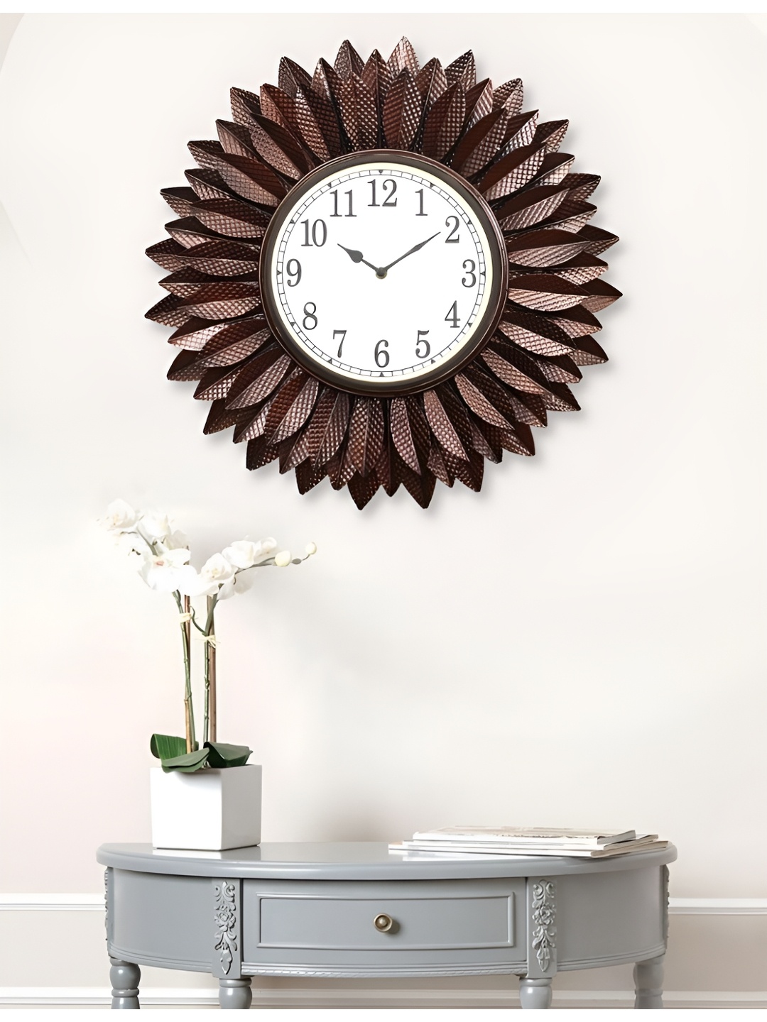 

Craft Smith Brown & White Embellished Metal Traditional Wall Clock
