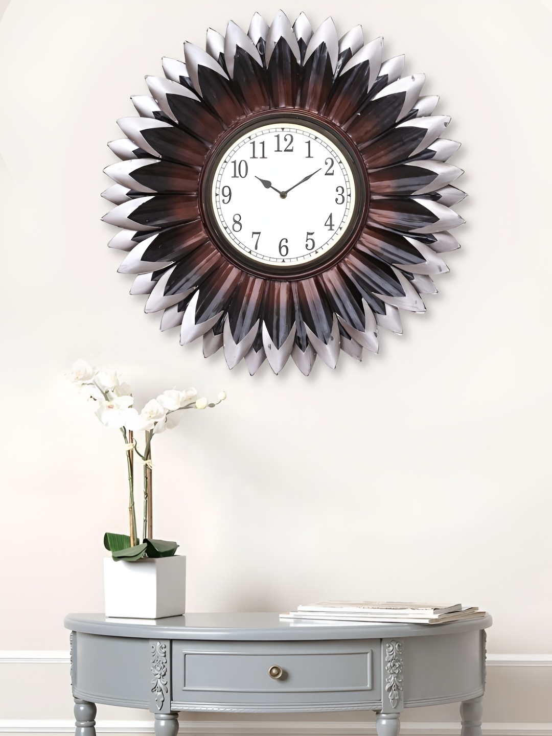 

Craft Smith Brown & White Contemporary Wall Clock