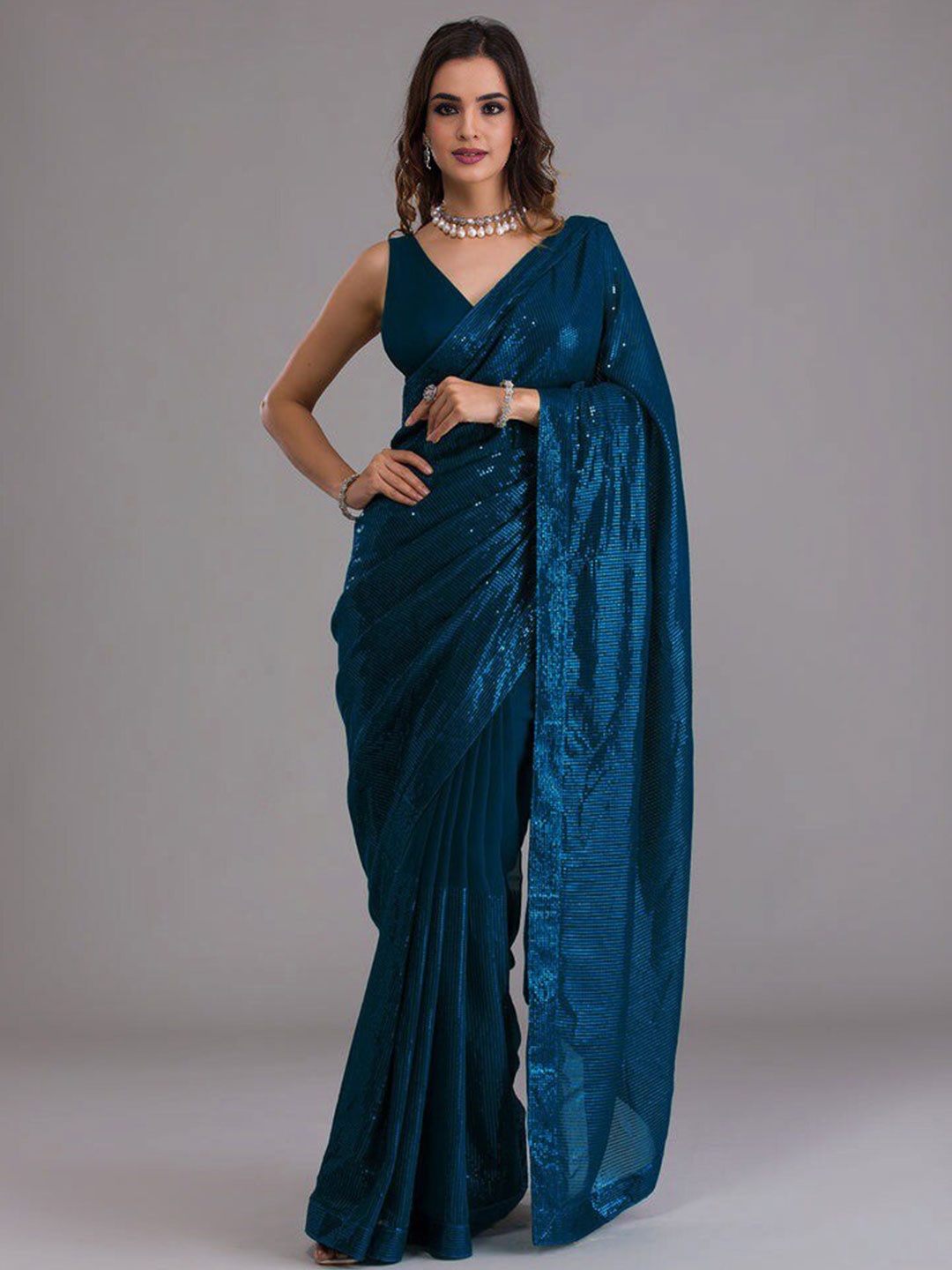 

ANJANI TEXTILE Embellished Sequinned Saree, Turquoise blue