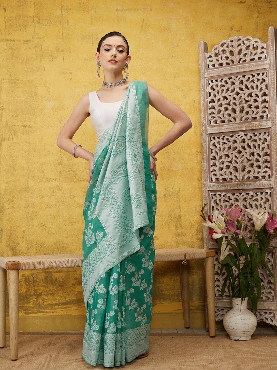 

Silk Land Floral Woven Design Pure Cotton Zari Saree, Teal