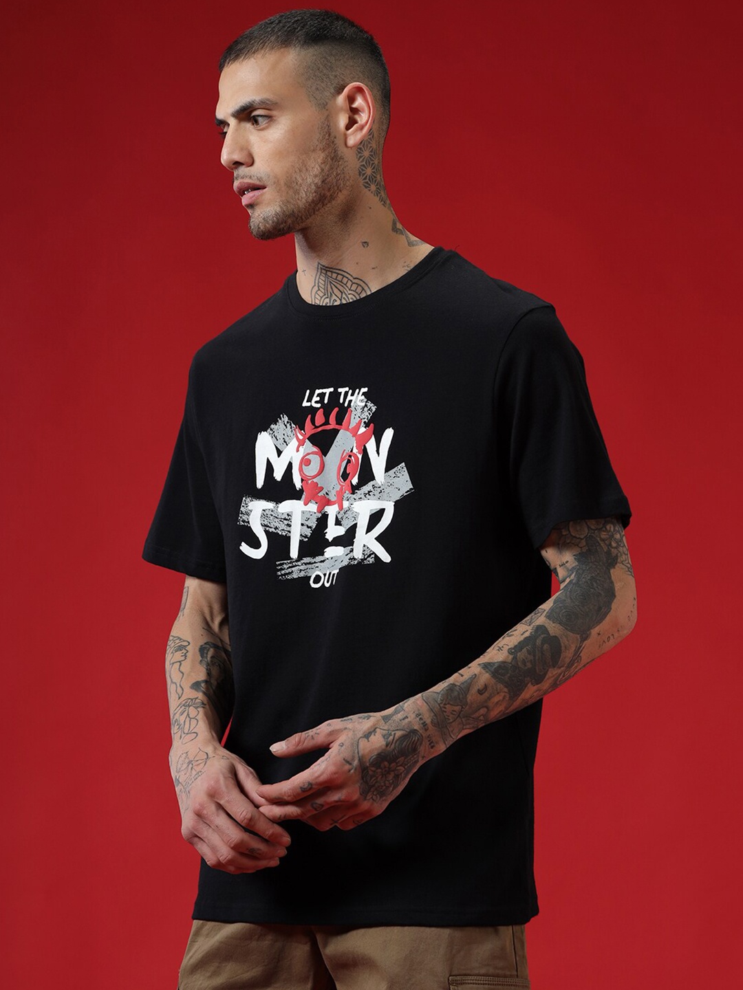 

WROGN Typography Printed Round Neck Short Sleeves Regular Fit T-shirt, Black