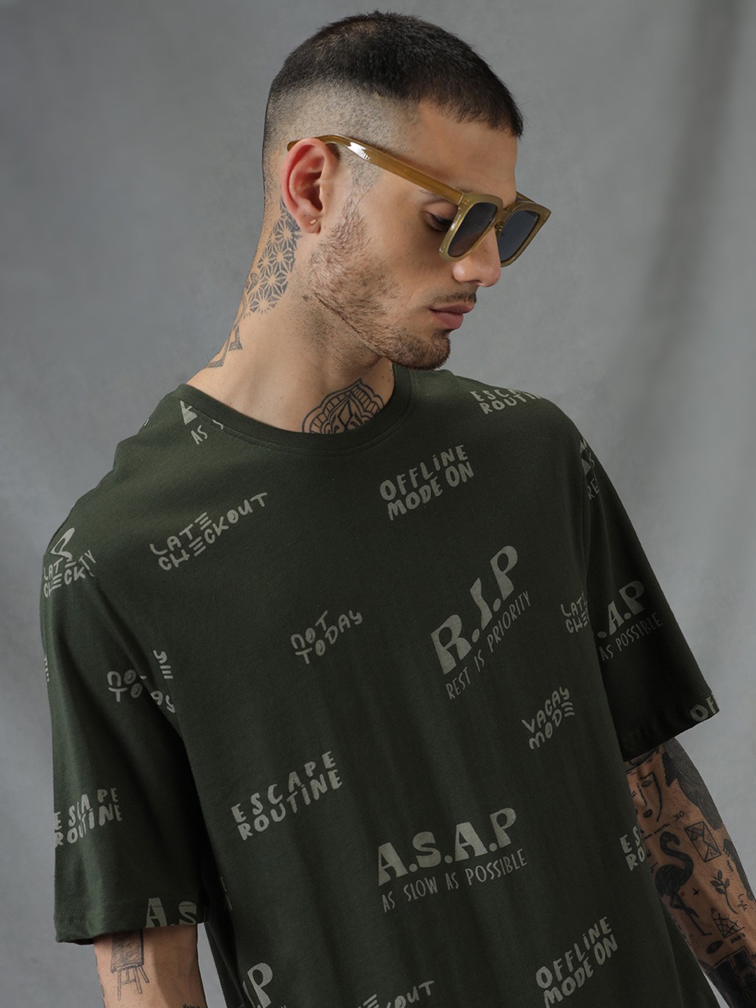 

WROGN Typography Printed Round Neck Short Sleeves T-shirt, Green