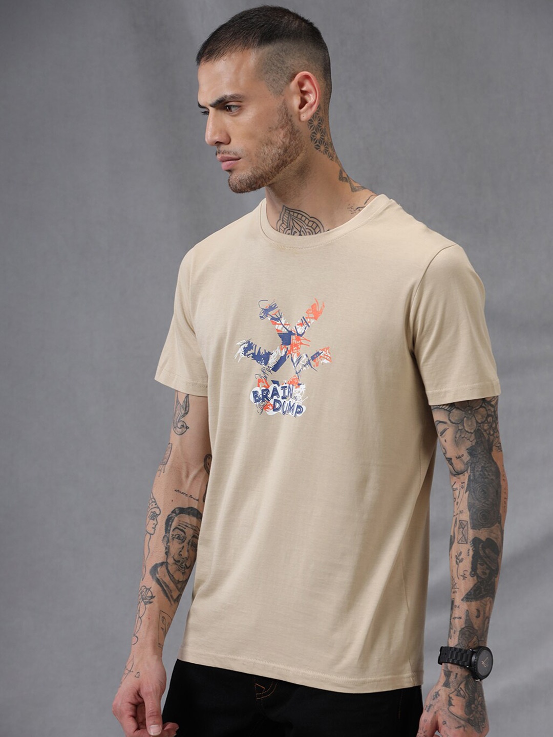 

WROGN Printed Round Neck Short Sleeves Slim Fit T-shirt, Beige
