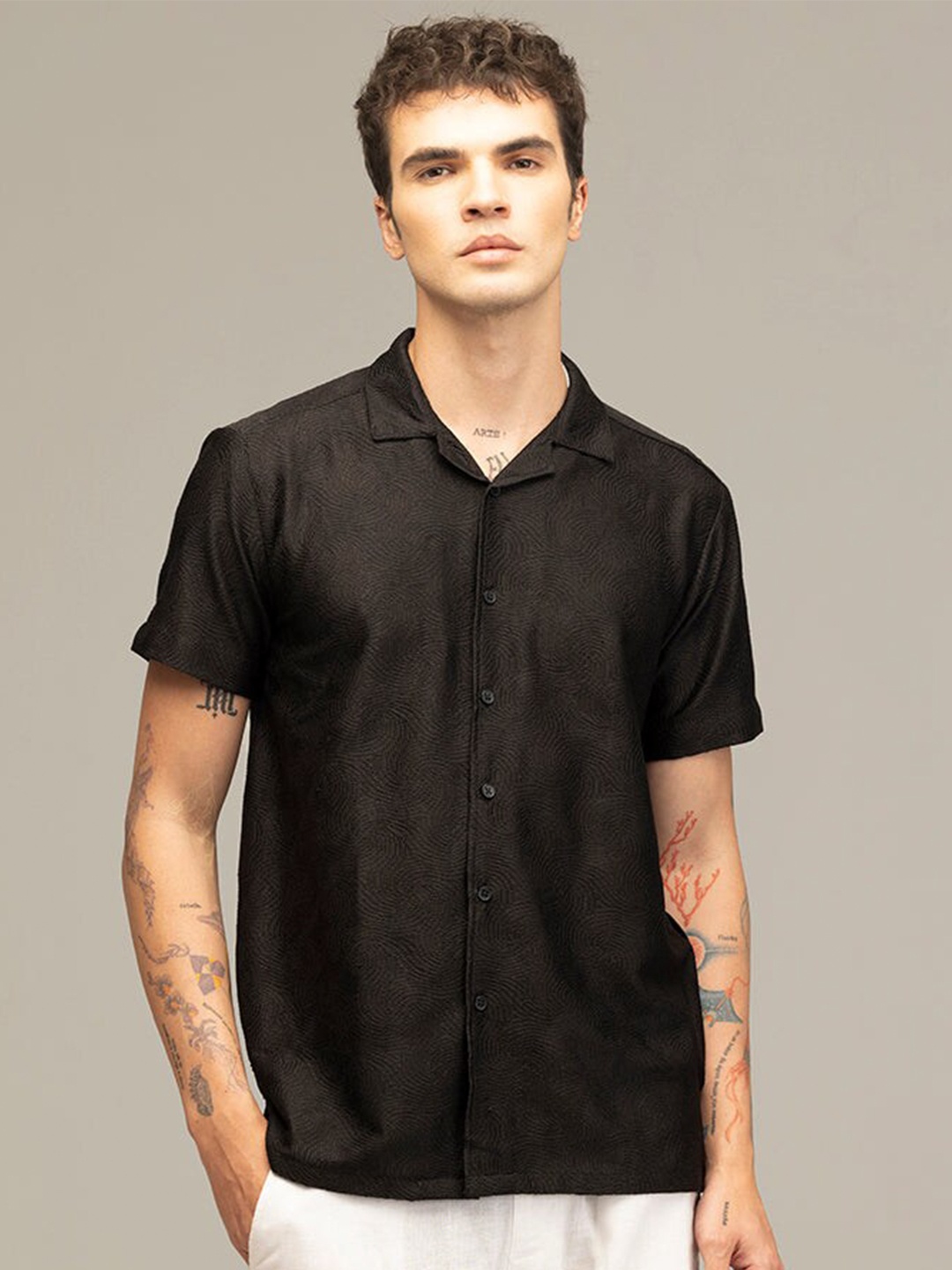 

Snitch Black Classic Oversized Fit Self Design Textured Cuban Collar Casual Shirt