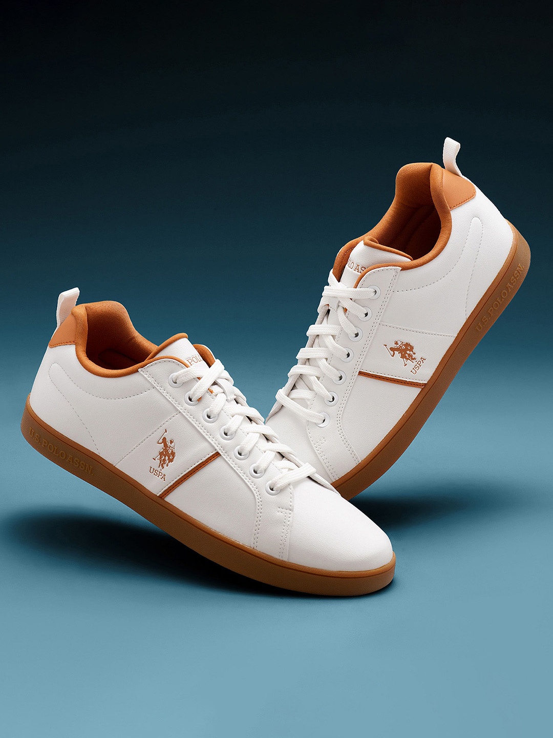 

U.S. Polo Assn. Men Comfort Insole Contrast Sole Lace-Up Sneakers, Off white