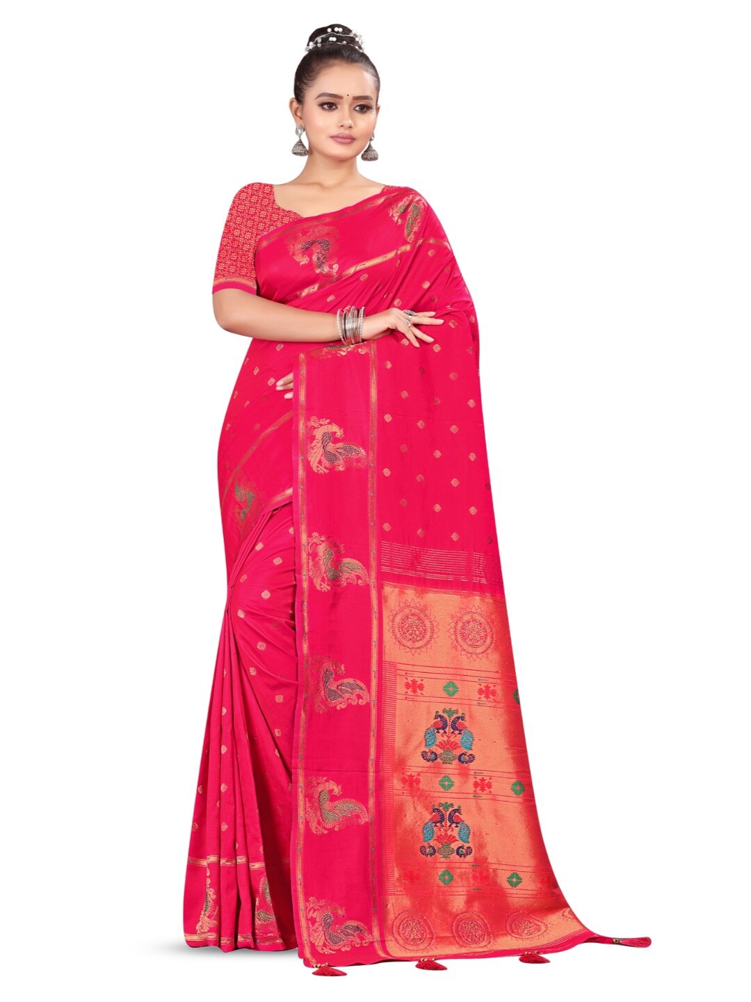 

RANGRASIYA Ethnic Motifs Woven Design Beads and Stones Art Silk Paithani Saree, Pink