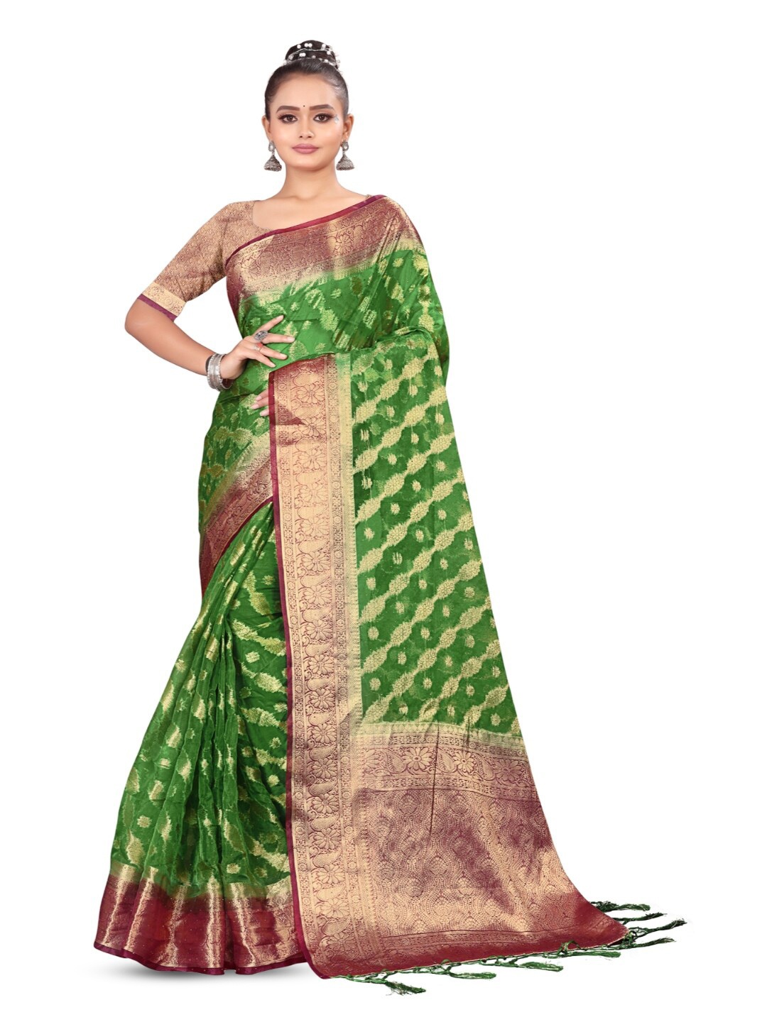 

RANGRASIYA Ethnic Motifs Woven Design Zari Organza Banarasi Saree, Green