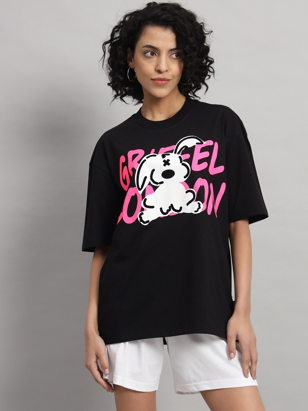 

GRIFFEL Graphic Printed Round Neck T-Shirt & Mid-Rise Shorts Co-Ords, Black