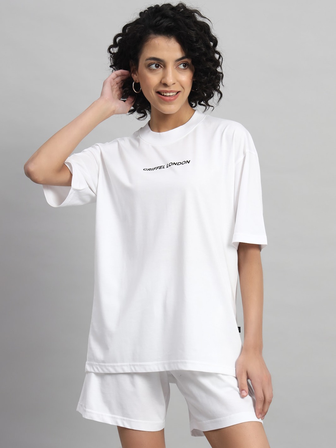 

GRIFFEL Pure Cotton Oversized Fit T-Shirt With Shorts Co-Ords, White