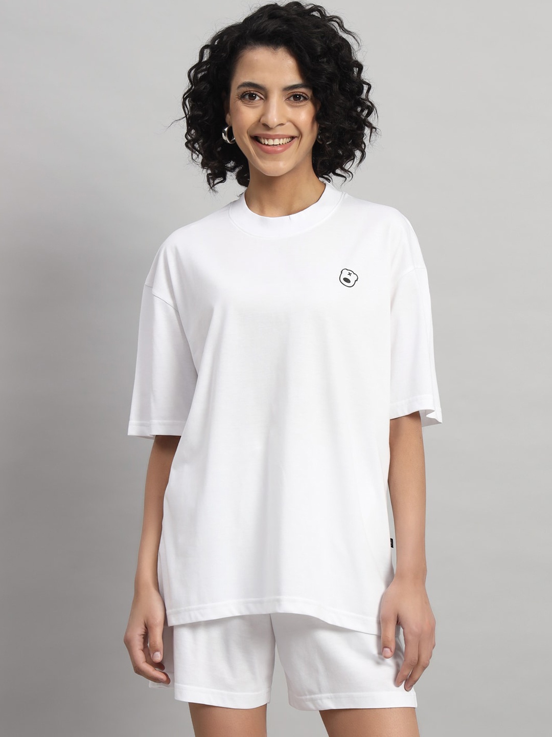 

GRIFFEL Pure Cotton Oversized-Fit T-Shirt With Shorts Co-Ords, White