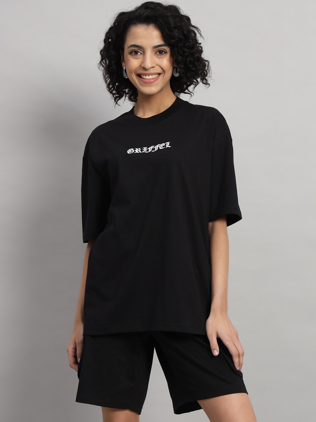 

GRIFFEL Graphic Printed Pure Cotton Oversized T-Shirt & Mid-Rise Shorts Co-Ords, Black