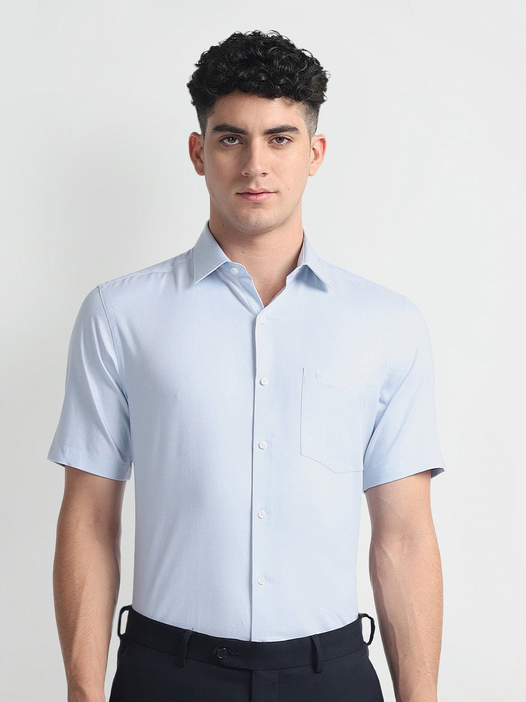 

Arrow Cotton Cutaway Collar Curved Formal Shirt, Blue
