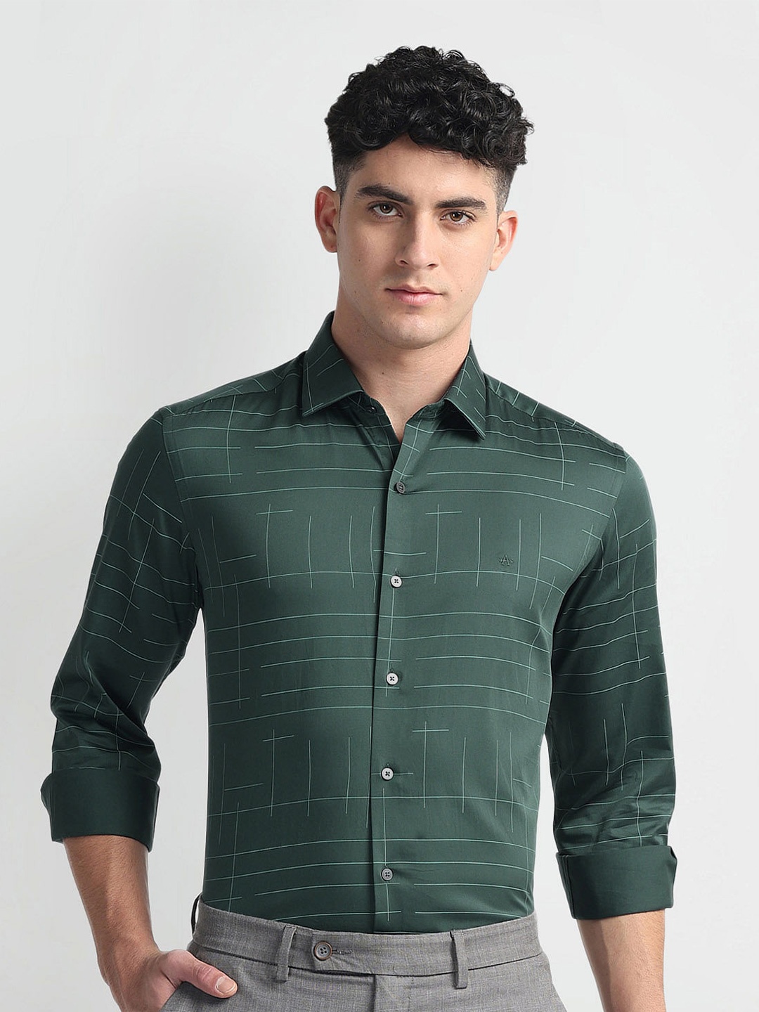 

Arrow Checked Spread Collar Cotton Curved Slim Fit Formal Shirt, Green