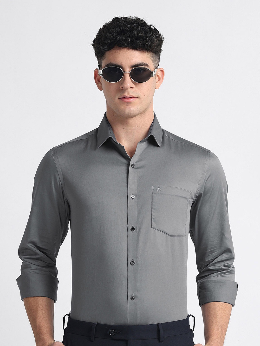 

Arrow Cotton Spread Collar Curved Formal Shirt, Grey