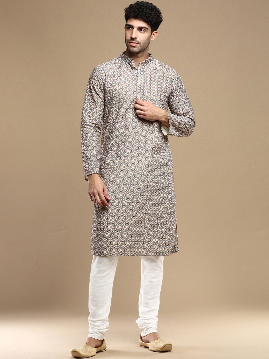 

Anouk Men Geometric Printed Floral Kurta, Brown